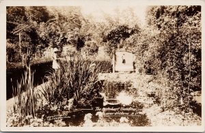 Victoria BC Butchart Gardens People Vancouver Island Gowen RPPC Postcard H62