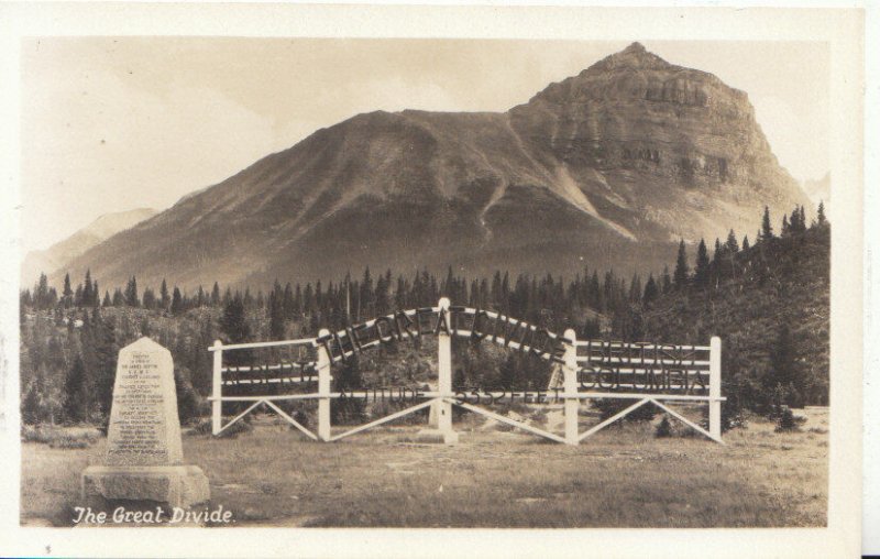 Canada Postcard - The Great Divide - British Columbia - Real Photo - Ref 5583A