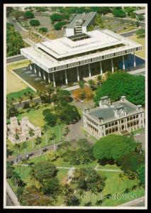 Iolani Palace, Iolani Barracks, The Bandstand and State Capitol