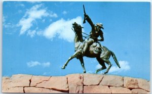 Postcard - Buffalo Bill Statue - Cody, Wyoming