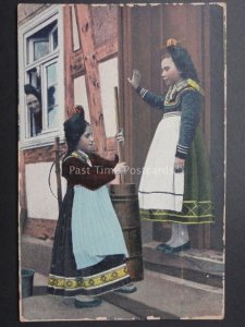 Germany: Hessische Trachten shows Children on Door Step No.1247 Old Postcard