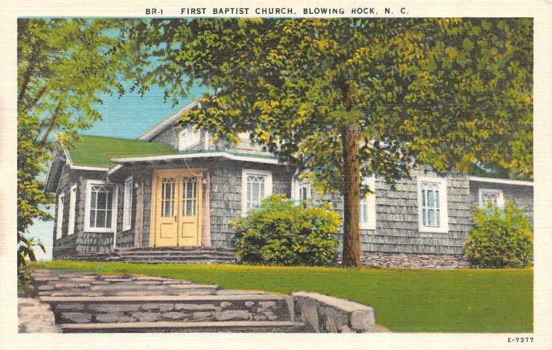 Blowing Rock, NC North Carolina   FIRST BAPTIST CHURCH   ca1940's Linen Postcard
