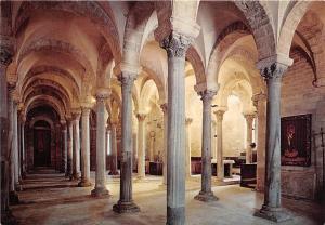 B33527 trani la cathedrale crypte italy