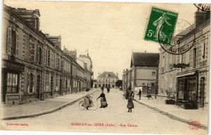 CPA ROMILLY-sur-SEINE - Rue Carnot (179131)