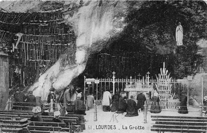 BR41499 Lourdes la Grotte    France