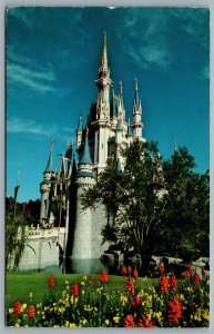 Postcard Walt Disney World FL c1980 Cinderella Castle Fantasyland WDW-1100