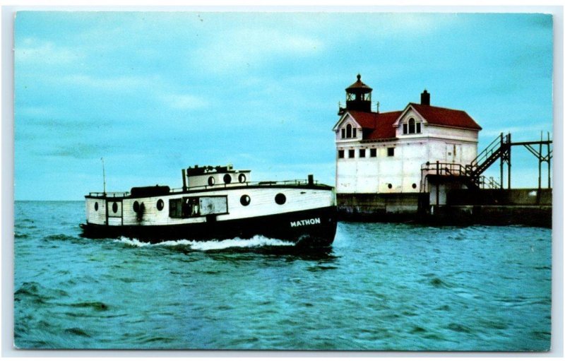 WAUKEGAN, IL ~ MATHON'S RESTAURANT & BOAT Lighthouse c1950sPostcard