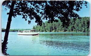 Postcard - Itasca Launch, Itasca State Park, Minnesota, USA