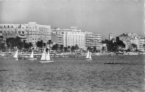 BR53365 Cannes la croisette et les palaces        France