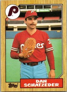 1987 Topps Baseball Card Dan Schatzeder Philadelphia Phillies sk3460