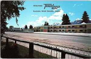 Postcard LODGE SCENE Revelstoke British Columbia BC AI9921