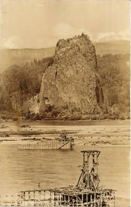 PC CPA US, OR, COLUMBIA RIVER, CASTLE ROCK, VINTAGE REAL PHOTO POSTCARD (b6858)