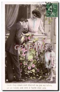 Old Postcard Fantasy Couple and child Their two hearts are d & # 39accord my ...