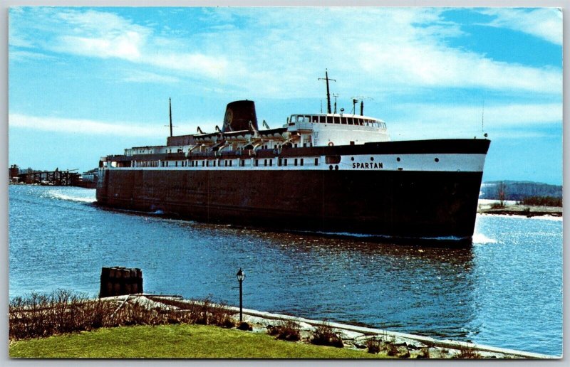 Vtg Spartan Passagger & Railway Car Auto Ferry Ludington Michigan MI Postcard