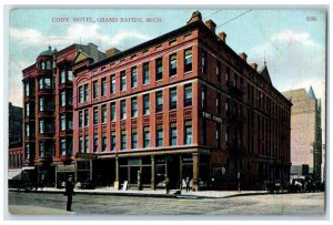 1910 Cody Hotel Exterior Building Street Road Grand Rapids Michigan MI Postcard