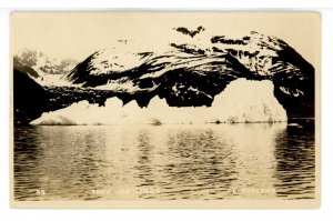 AK - Taku Lake, Icebergs       *RPPC