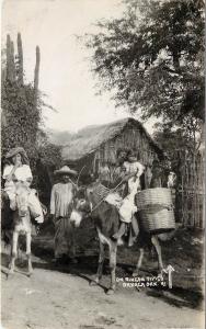 1930s RRPC Rincón Tipica, Oaxaca Mexico MF 41 Family Kids Burros Baskets Huts