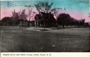 Corner Eighth Street & Third Avenue South, Fargo ND c1910 Vintage Postcard R09