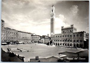 M-57528 The Campo Square Siena Italy