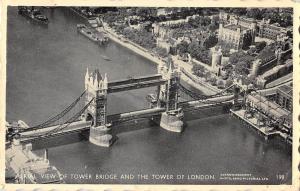 BR48501 Aerial view of tower bridge and the toqwer of london    England