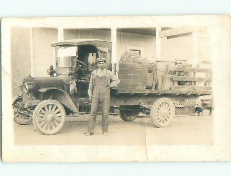 rppc Pre-1930 OLD DELIVERY TRUCK PARKED AT RICHARDSON HOUSE HOTEL AC7808