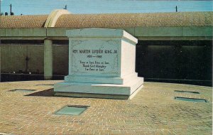 Black Americana, Grave of Dr. Martin Luther King, Jr, Altlanta GA Civil Rights