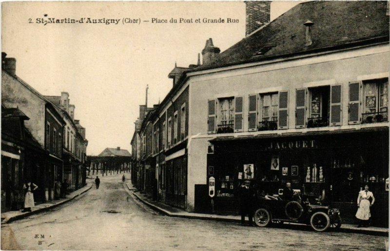 CPA AK ST-MARTIN-d'AUXIGNY Place du Pont et grande Rue (864260)