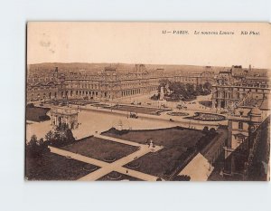 Postcard Le nouveau Louvre Paris France