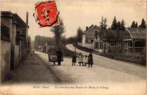 CPA BURY. La Jonction des Routes de MOUY et d'Angy (259675)