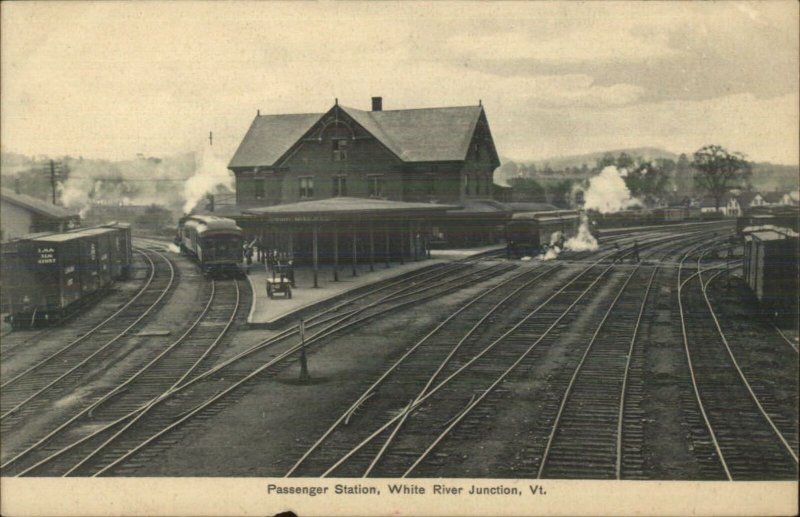 White River Junction VT Passenger Station RR Depot c1910 Postcard