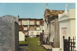America Postcard - New Orleans - St Louis Cemetery - Ref 16261A