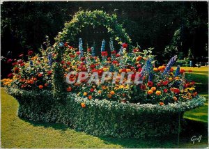 Postcard Modern Tours (I and L) Touraine Cart Botanical Garden