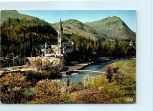 M-14177 The Basilica and the Gave Lourdes France