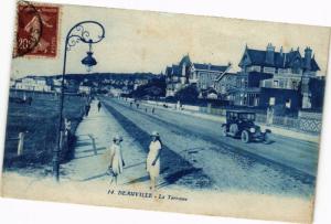 CPA DEAUVILLE - La Terrasse (272037)