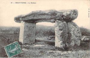 24 - Brantome - Le Dolmen