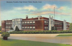 CEDAR RAPIDS, IA Iowa    BENJAMIN FRANKLIN HIGH SCHOOL   c1940's Postcard