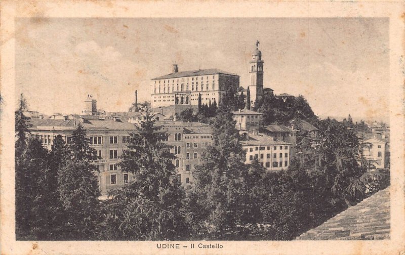 A228 Italy Il Castelo Castle Udine vintage postcard