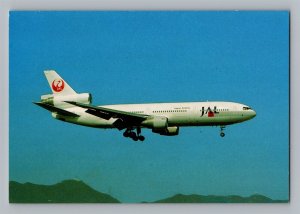 Aviation Airplane Postcard Japan Airlines JAL Douglas DC 10-40 Landing M7