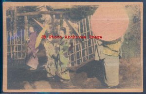 Japanese Wood Postcard, Three Geisha Women with Umbrellas