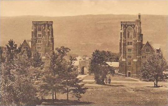 New York Ithaca The Towers &  Cloister Memorial To 264 