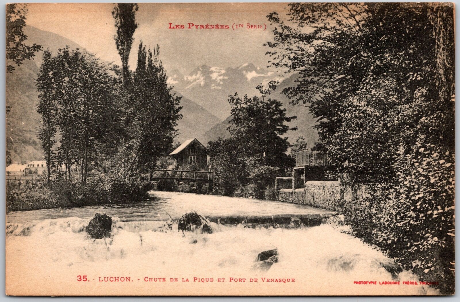 Ancien Fanion France – Les Pyrénées LUCHON Avec Blason (occasion)