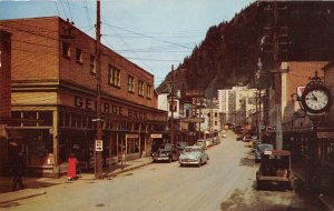 JUNEAU, AK Franklin Street Scene Baranof Hotel Mendenhall Apts 1960 Postcard