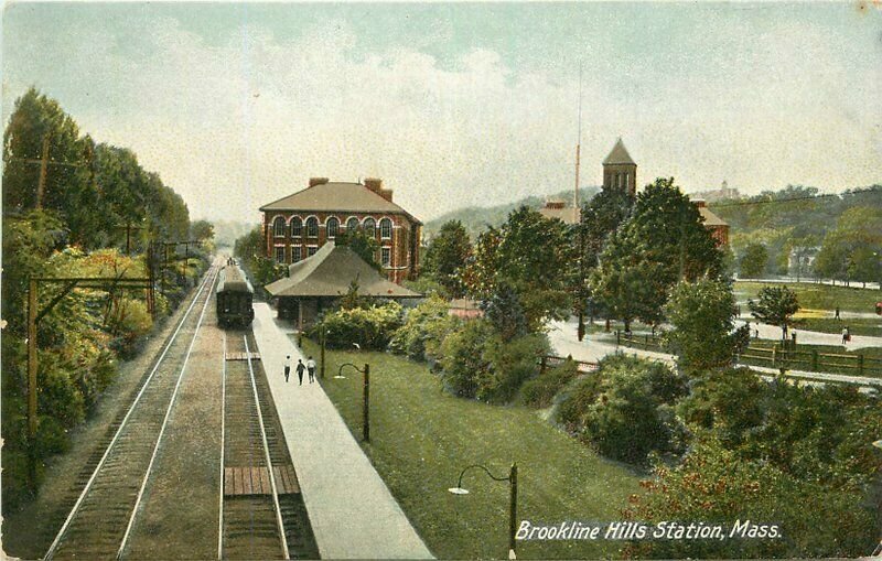 Brookline Hills Station Massachusetts C-1910 Railroad Depot Postcard 21-2504