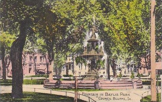 Iowa Council Bluffs Fountain In Baylis Park