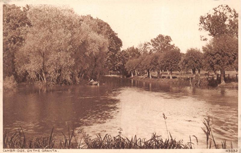 CAMBRIDGE ENGLAND~PUNT ON THE GRANTA~PHOTOCHROM #438432 PHOTO POSTCARD