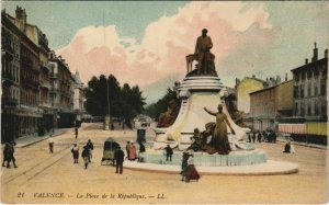 CPA Valence Place de la Republique FRANCE (1091650)