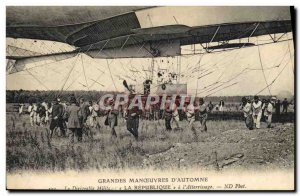 Postcard Old Zeppelin Airship Flying Maneuvers d & # 39Automne The military a...