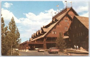 Vintage Old Faithful Inn Yellowstone National Park Postcard Upper Geyser Basin
