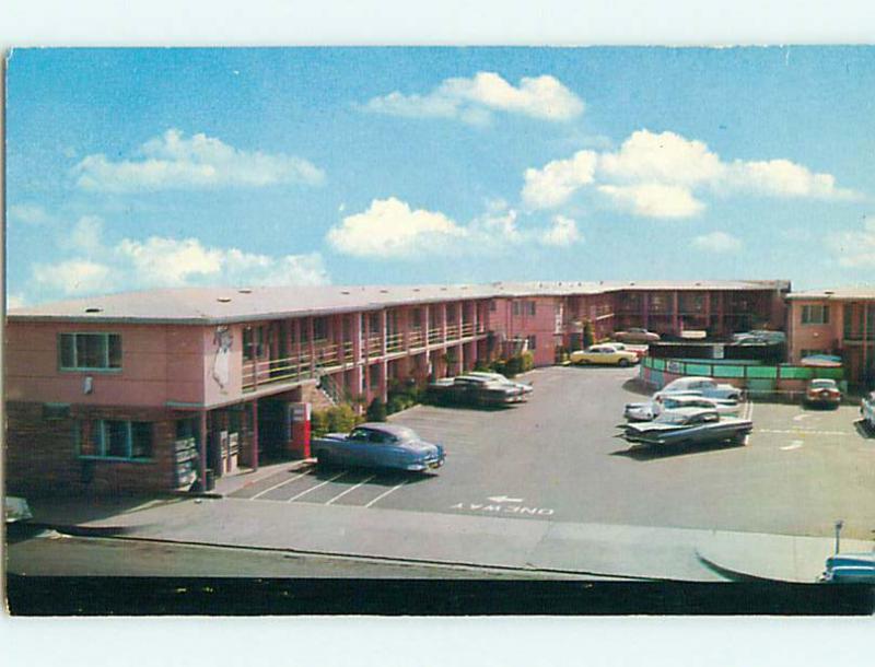 Unused Pre-1980 OLD CARS & TRAVELODGE MOTEL Fresno California CA u3442