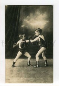 299623 BOXING Circus little boy & lilliputian boxers Vintage photo postcard